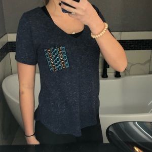 Cute blue shirt with a cool pocket